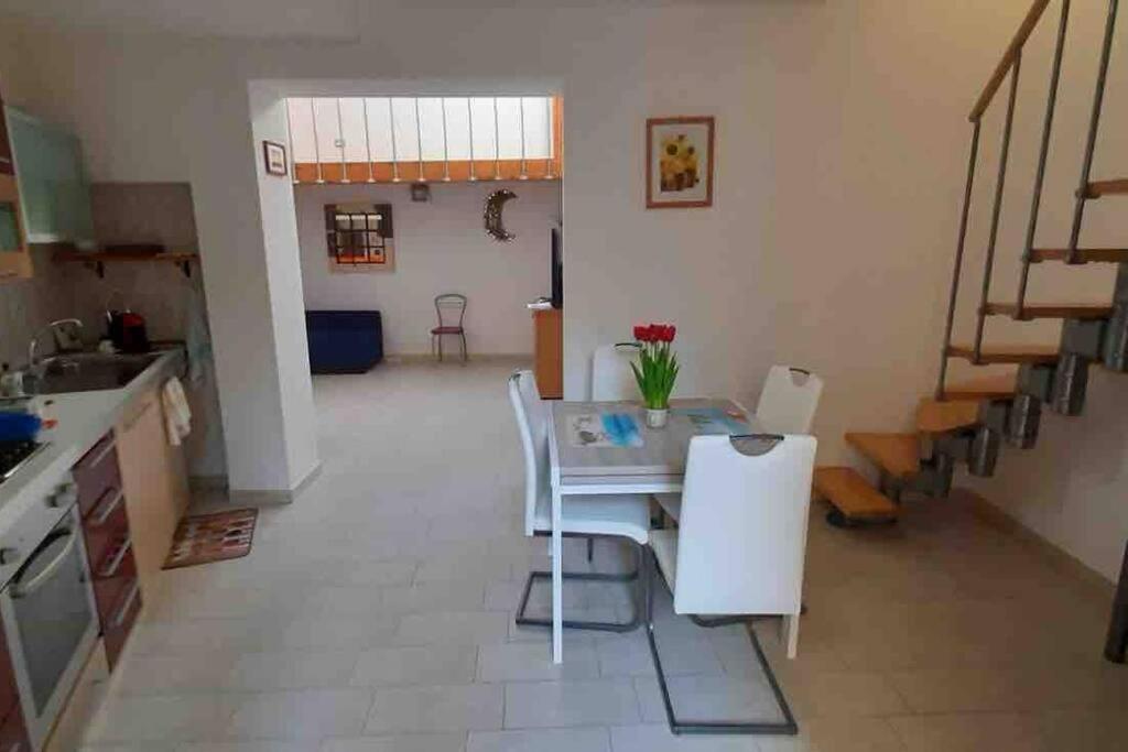 Stylish Loft Trivano Cagliari 2 Beds/2 Bath Екстер'єр фото